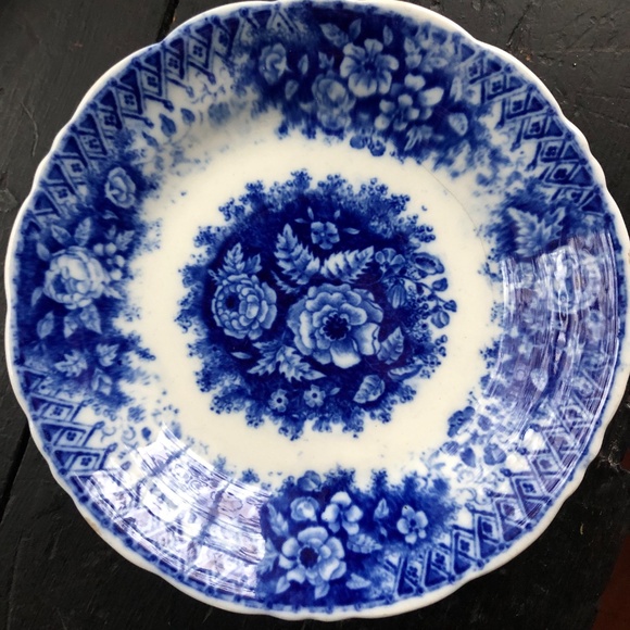 VINTAGE FLOW BLUE SAUCER PLATES - 2 - Picture 2 of 3